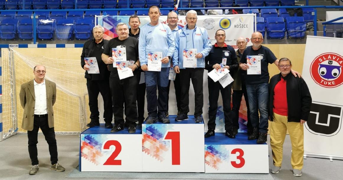 Žiarski strelci s medailami z Majstrovstiev Slovenska 2025